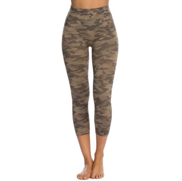 SPANX Look at Me Now Leggings Green Camo Seamless Ankle Length Size L Women’s - Picture 1 of 7